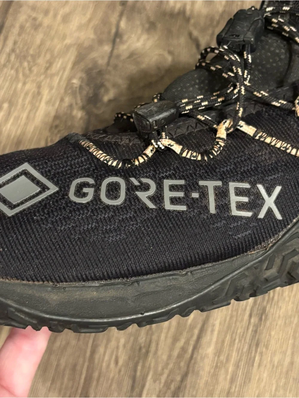 Merrell Trail Glove 7 GORE-TEX Vibram Sneaker Women’s Size 9 Black Waterproof